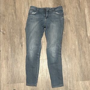 1822 Denim Women's Classic Blue Skinny Jeans